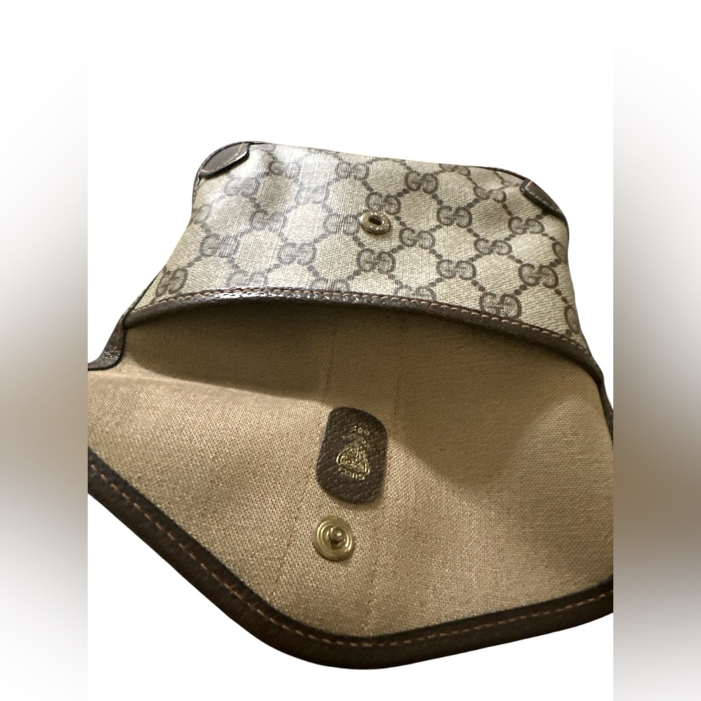 Ladies Gucci clutch/pouch bag sherryline. Vintage - Picture 10 of 12
